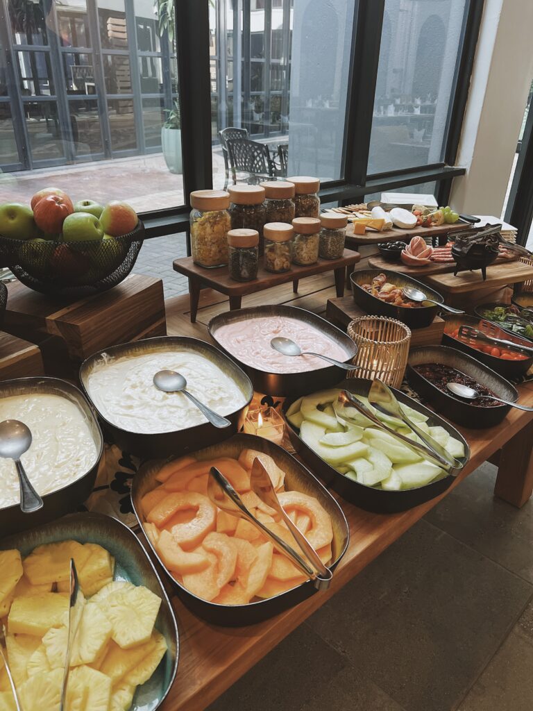 Setup of breakfast food 